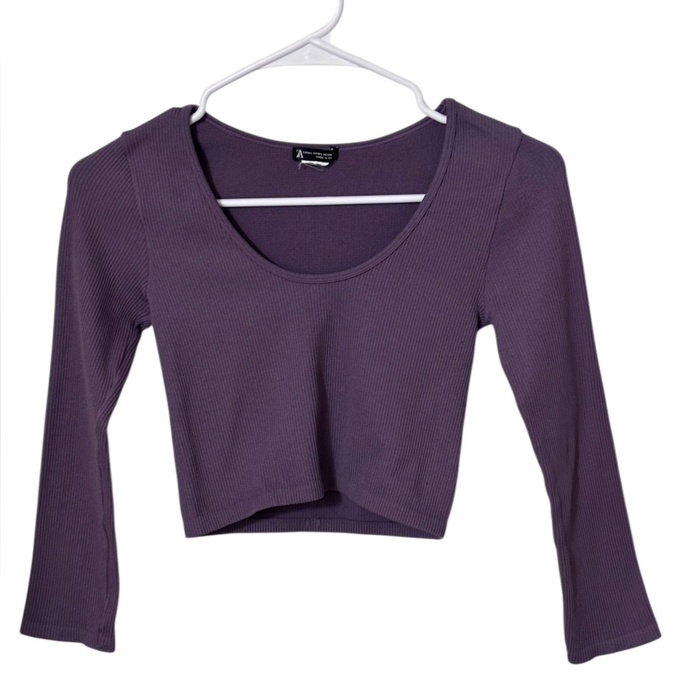 LIMITLESS CONTOUR COLLECTION 05 TOP